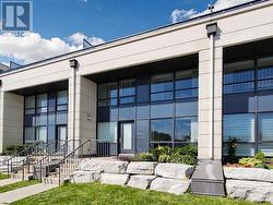 TH114 - 12 WOODSTREAM BOULEVARD  Vaughan, ON L4L 8C3
