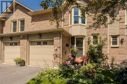 9 - 5411 LAKESHORE ROAD  Burlington, ON L7L 1E1