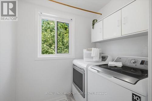 2068 Broadleaf Crescent, Burlington, ON - Indoor Photo Showing Laundry Room