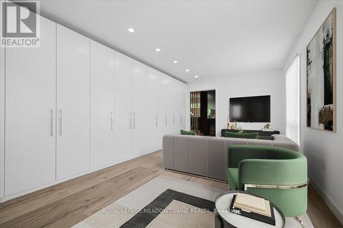2068 Broadleaf Crescent, Burlington, ON - Indoor