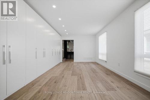 2068 Broadleaf Crescent, Burlington, ON - Indoor Photo Showing Other Room