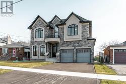 119 JAY STREET  Toronto, ON M6L 2M3