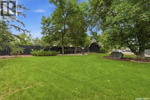 22 Wesson Bay, Regina, SK - Outdoor