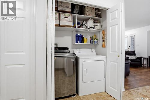 5464 Rochdale Boulevard, Regina, SK - Indoor Photo Showing Laundry Room