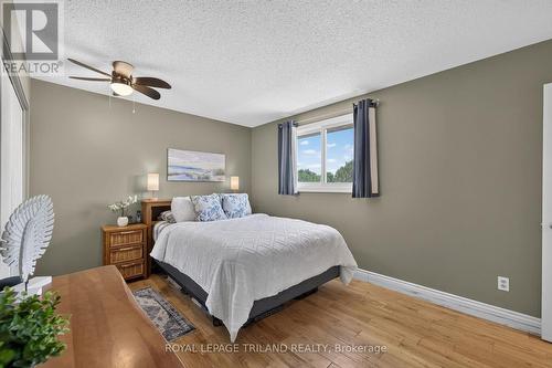 1077 Mahogany Crescent, London North (North P), ON - Indoor Photo Showing Bedroom