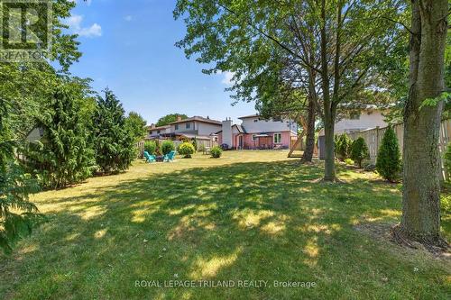 1077 Mahogany Crescent, London North (North P), ON - Outdoor