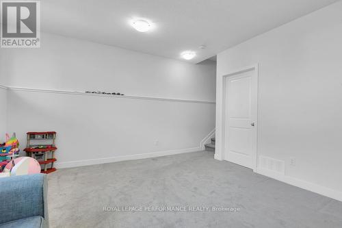 30 Whitcomb Crescent, Smiths Falls, ON - Indoor Photo Showing Other Room