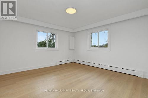 269 Michel Circle, Ottawa, ON - Indoor Photo Showing Other Room