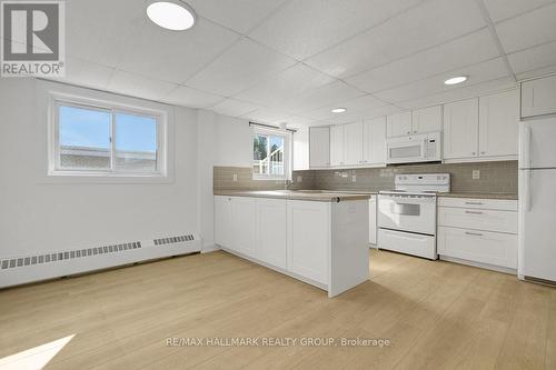 269 Michel Circle, Ottawa, ON - Indoor Photo Showing Kitchen