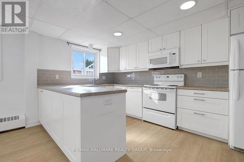 269 Michel Circle, Ottawa, ON - Indoor Photo Showing Kitchen