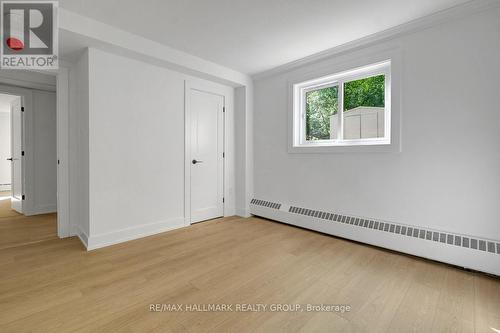 269 Michel Circle, Ottawa, ON - Indoor Photo Showing Other Room