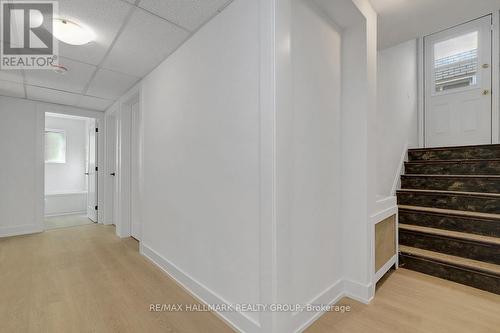 269 Michel Circle, Ottawa, ON - Indoor Photo Showing Other Room