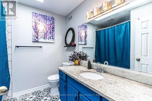 7819 5Th Line, Essa, ON - Indoor Photo Showing Bathroom