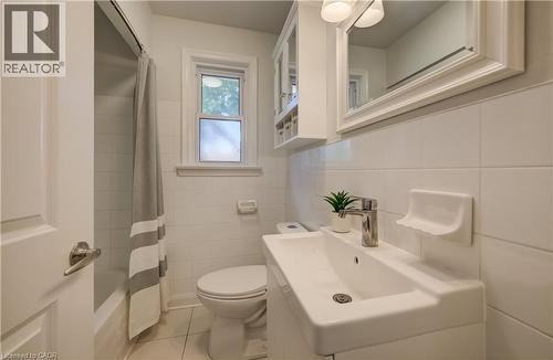 Bathroom - 55 Rex Drive, Kitchener, ON - Indoor Photo Showing Bathroom