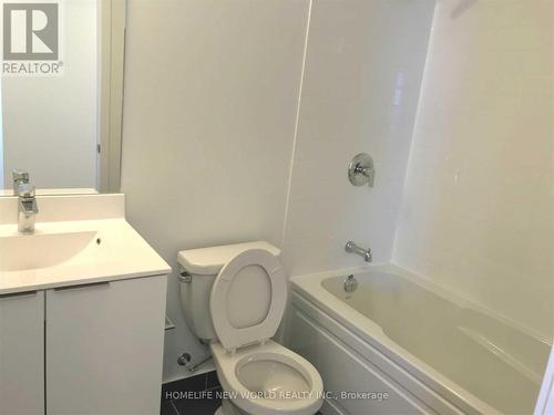 1416 - 30 Shore Breeze Drive, Toronto, ON - Indoor Photo Showing Bathroom