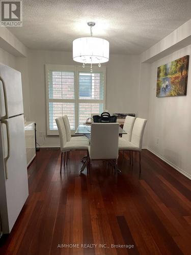 4072 Colonial Drive, Mississauga, ON - Indoor Photo Showing Dining Room
