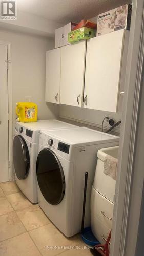 4072 Colonial Drive, Mississauga, ON - Indoor Photo Showing Laundry Room