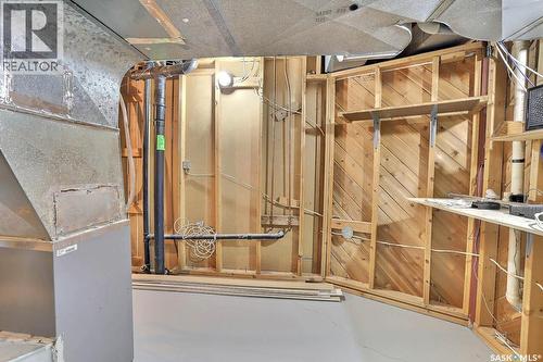 122 Edenwold Crescent, Regina, SK - Indoor