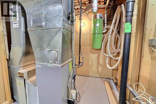 122 Edenwold Crescent, Regina, SK - Indoor Photo Showing Basement