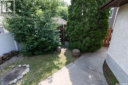 122 Edenwold Crescent, Regina, SK - Outdoor