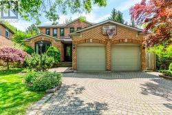 1239 WHITE LANE Oakville, ON L6M 2T7