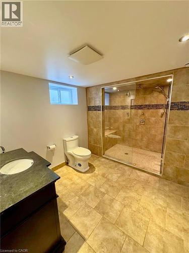 Second full bathroom with luxury shower - 9 Filbert Street, Kitchener, ON - Indoor