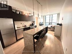 511 - 8 CHARLOTTE STREET Toronto, ON M5V 0K4