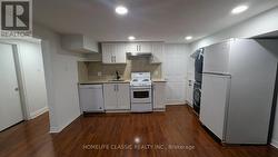 230 ALSACE ROAD Richmond Hill, ON L4C 2W8