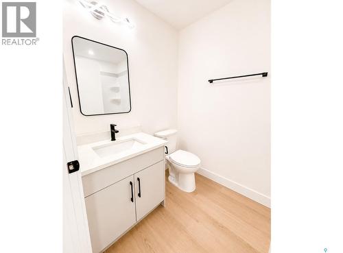 426 Empress Street, Saskatoon, SK - Indoor Photo Showing Bathroom