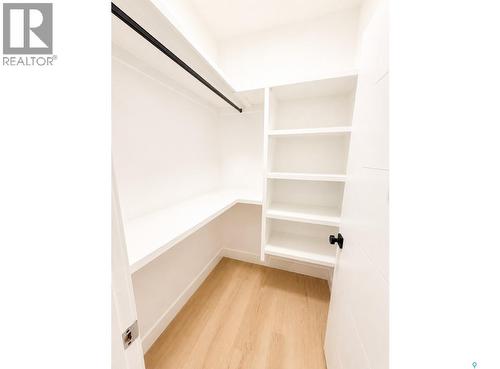 426 Empress Street, Saskatoon, SK - Indoor With Storage