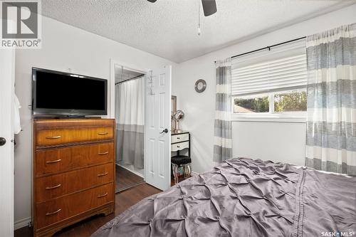 3075 Sherman Drive, Prince Albert, SK - Indoor Photo Showing Bedroom