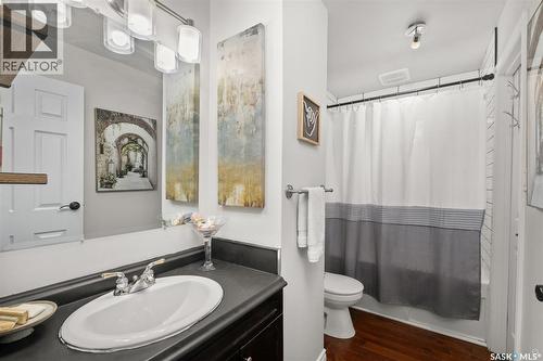 3075 Sherman Drive, Prince Albert, SK - Indoor Photo Showing Bathroom