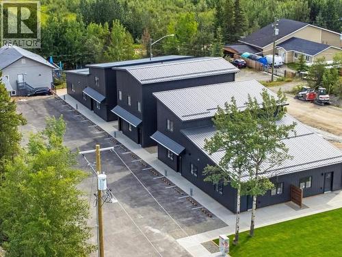 10-1702 CENTENNIAL STREET  Whitehorse, YT Y1A 0Z4