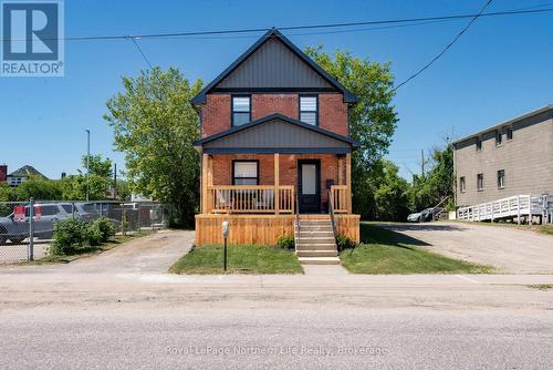 253 SECOND AVENUE W  North Bay (Central), ON P1B 3L1