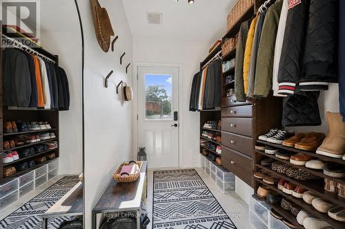 Mud Room - 3344 Trelawny Circle, Mississauga, ON - Indoor With Storage