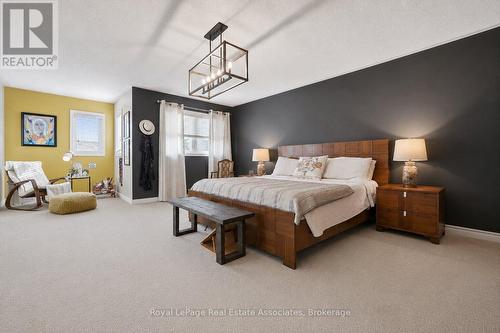 Primary Bedroom - 3344 Trelawny Circle, Mississauga, ON - Indoor Photo Showing Bedroom