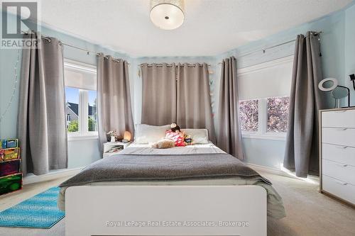 Bedroom - 3344 Trelawny Circle, Mississauga, ON - Indoor Photo Showing Bedroom