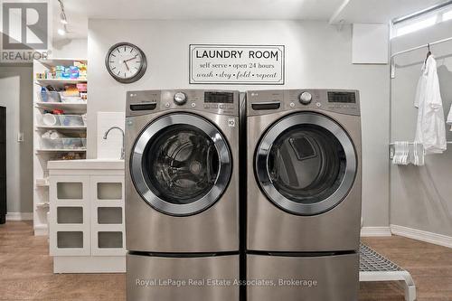 Laundry Room - 3344 Trelawny Circle, Mississauga, ON - Indoor Photo Showing Laundry Room
