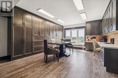 8837 Wellington Road 124, Erin, ON - Indoor