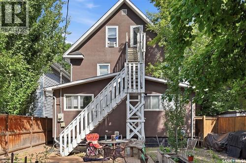 817 8Th Avenue N, Saskatoon, SK - Outdoor