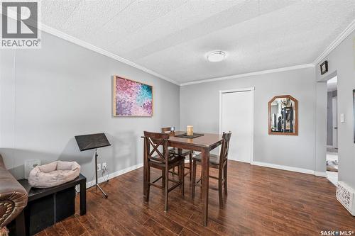 817 8Th Avenue N, Saskatoon, SK - Indoor Photo Showing Dining Room
