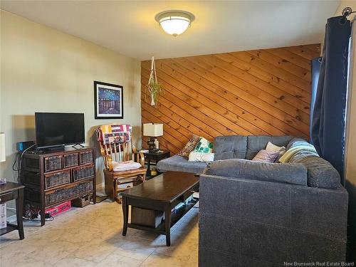 11 33Rd Ave, Edmundston, NB 