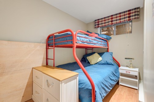 Bedroom - 174 Rue Des Deux-Montagnes, Bromont, QC - Indoor Photo Showing Bedroom