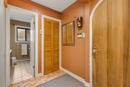 Mud Room - 174 Rue Des Deux-Montagnes, Bromont, QC - Indoor Photo Showing Other Room