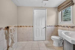Powder room - 
