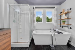 Master Bathroom - 