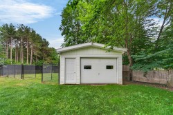 Garage - 