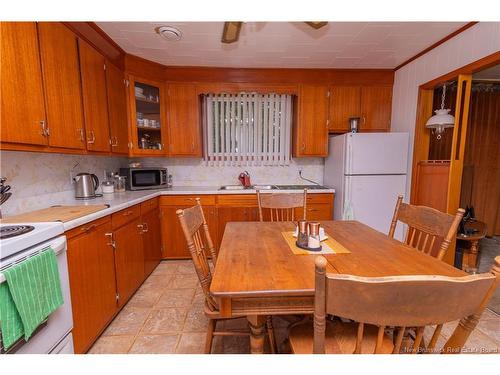 816 Pleasant Dr, Minto, NB 