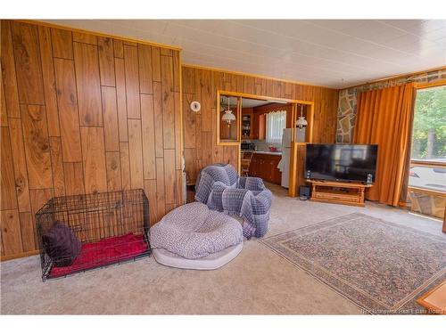 816 Pleasant Dr, Minto, NB 