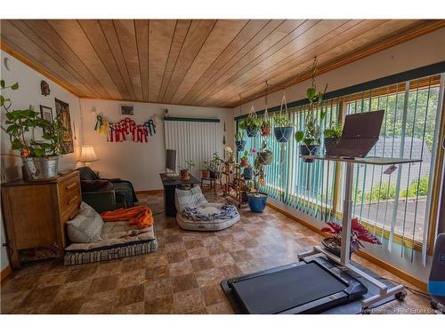 816 Pleasant Dr, Minto, NB 